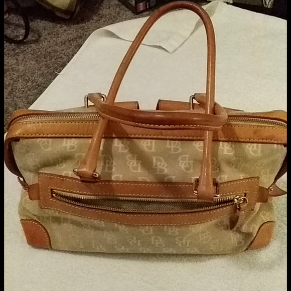 Dooney and bourke Handbag Tan/Beige.  Medium - Picture 1 of 7